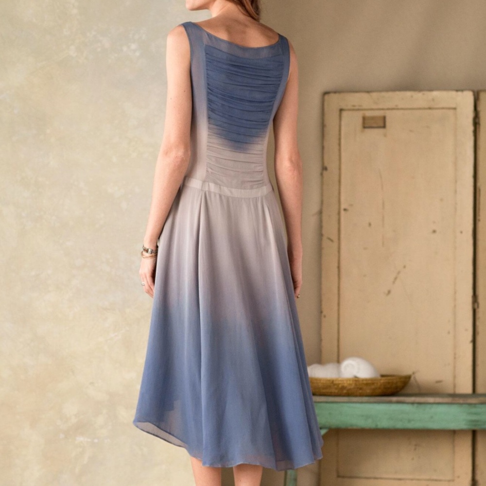 New SUNDANCE silk dress - Picture 3 of 8